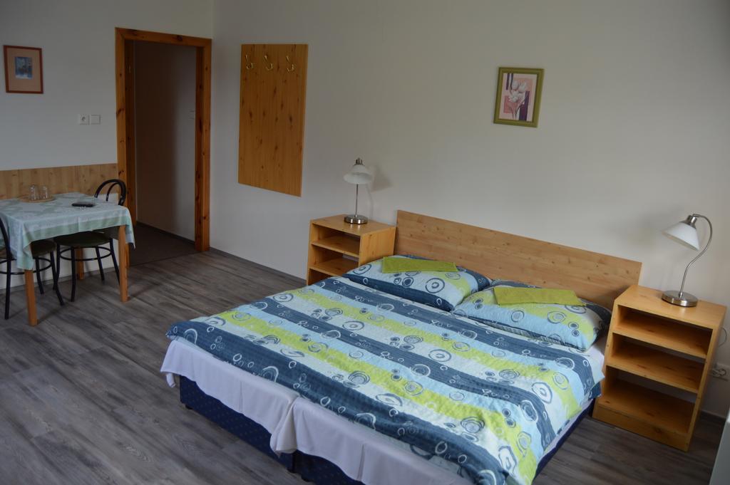 Penzion U Pily Paseky nad Jizerou Habitación foto