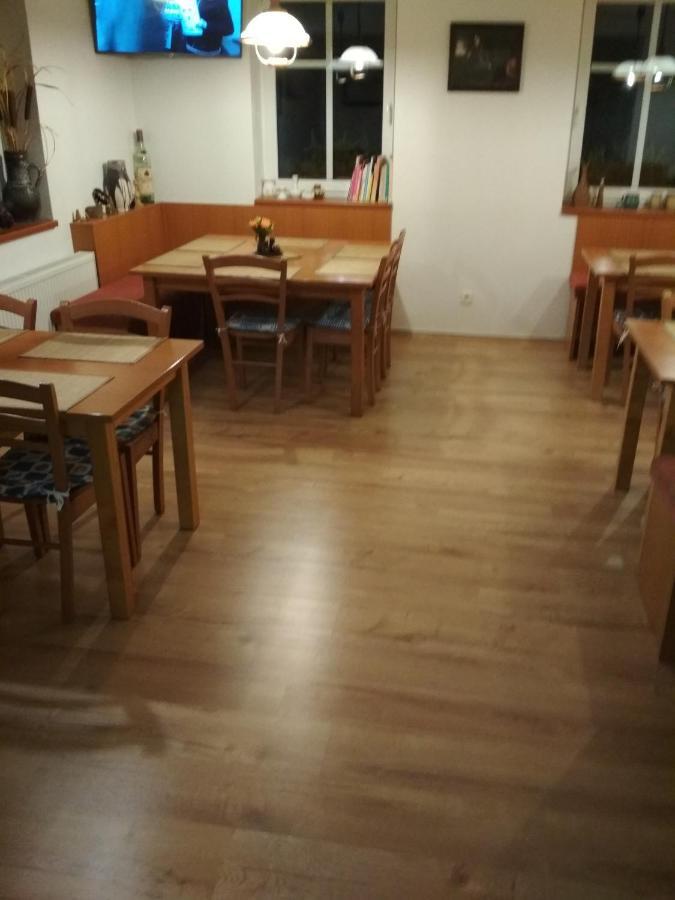 Penzion U Pily Paseky nad Jizerou Exterior foto